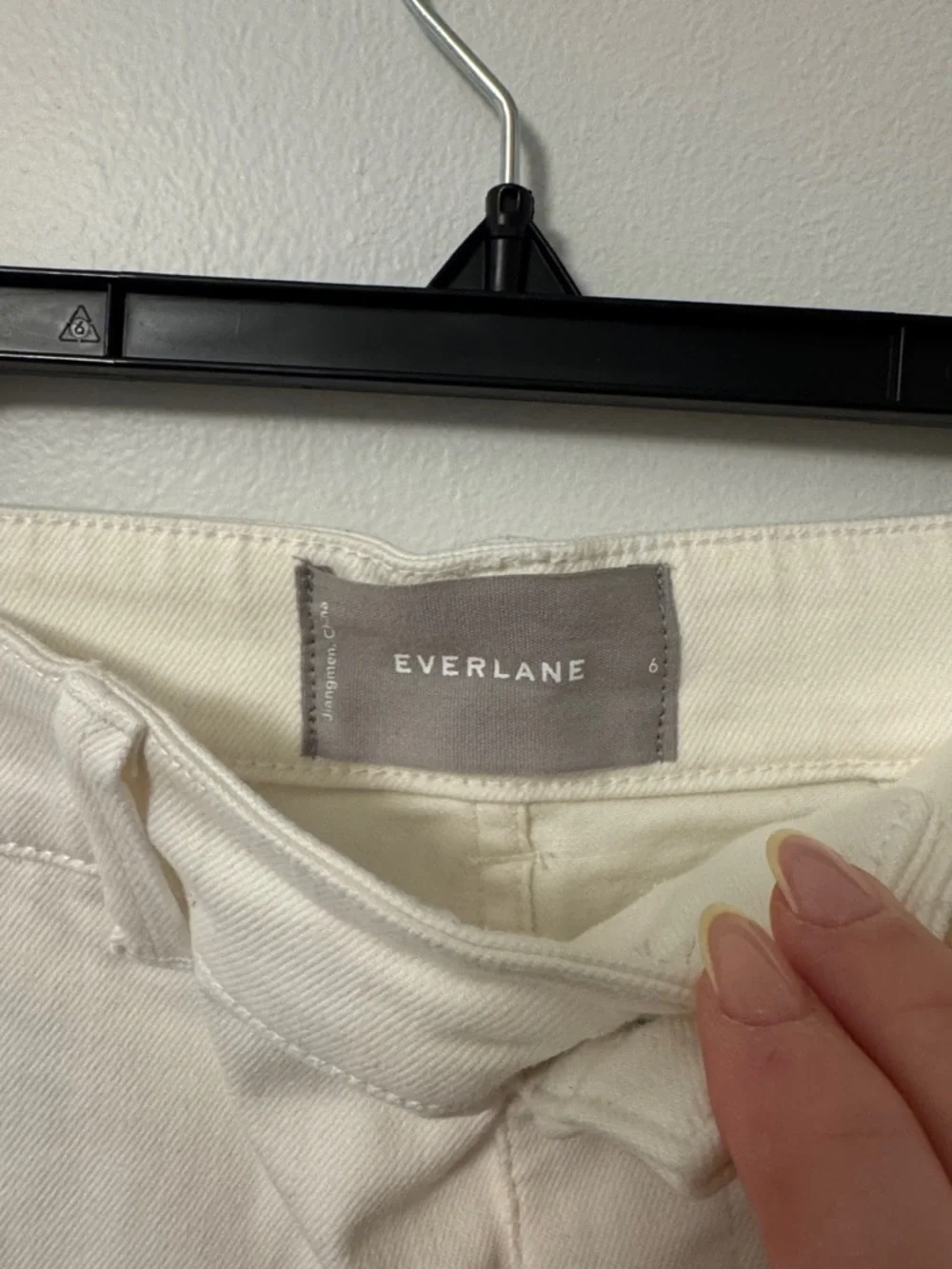 NWT Everlane Straight-Leg Crop jeans in bone Size 6